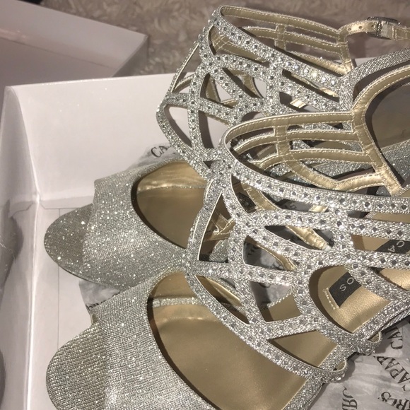 Caparros silver heels - Picture 3 of 4